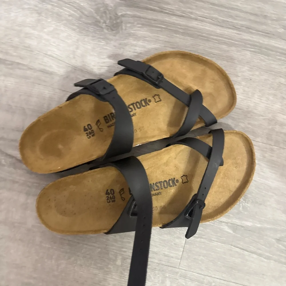 Brand new Birckenstock Mayari Birko Black Sandals - Picture 4 of 5